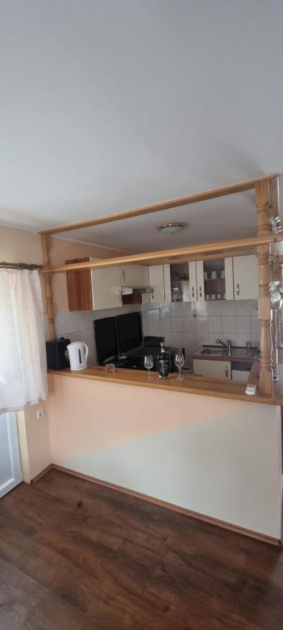 Kod Slaveka Apartman Kostanjevac Kültér fotó